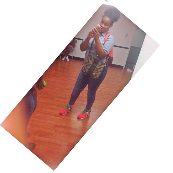 theylovekayy