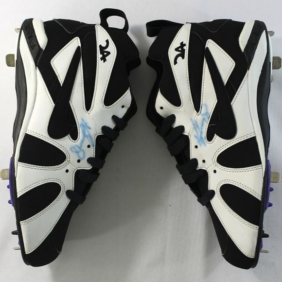 diamond_turf