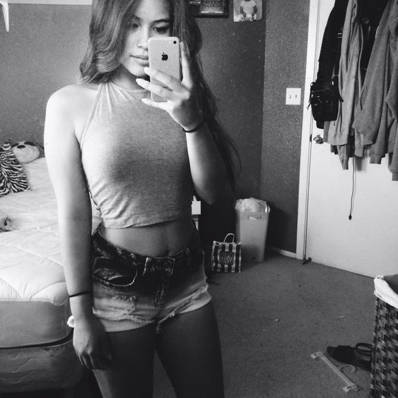 arianaasclosett