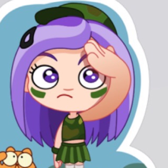 Poshmark profile picture for @giggly
