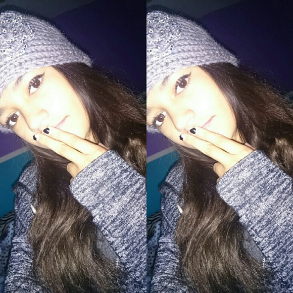 ella_senecal916