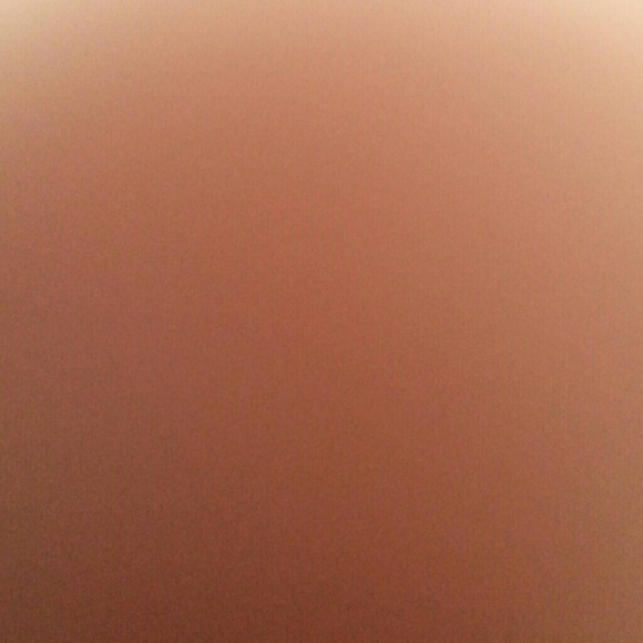 Poshmark profile picture for @quivering