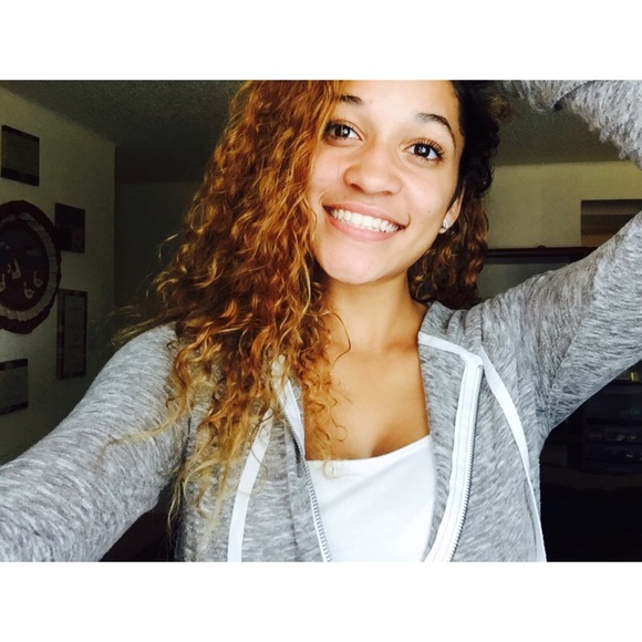 alexislynee