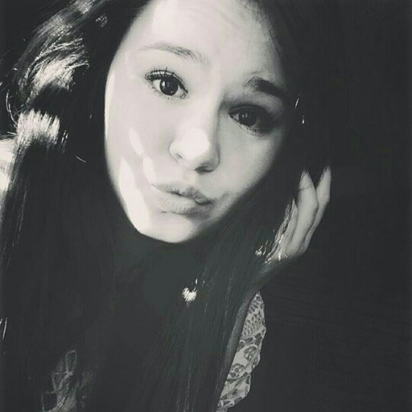 simone_shields