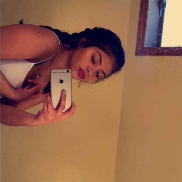 breana98