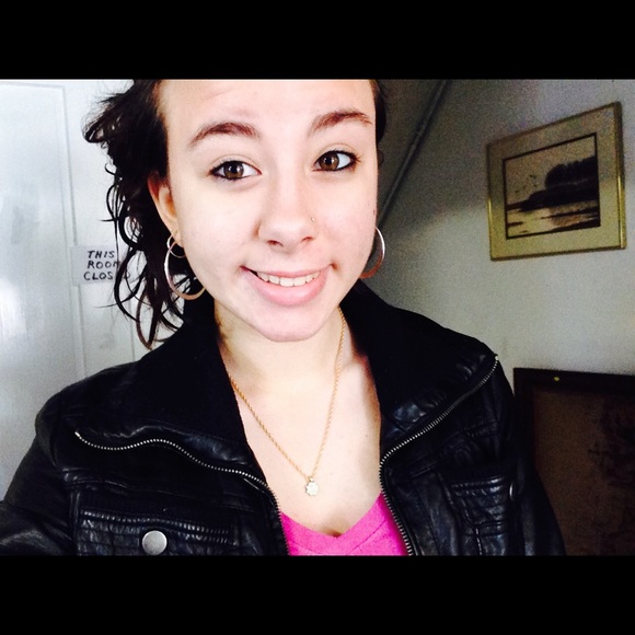 kylee_loftus