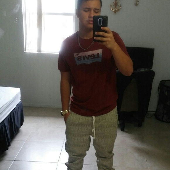 carlos_selfmade
