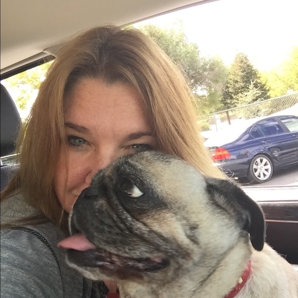 mom2pug