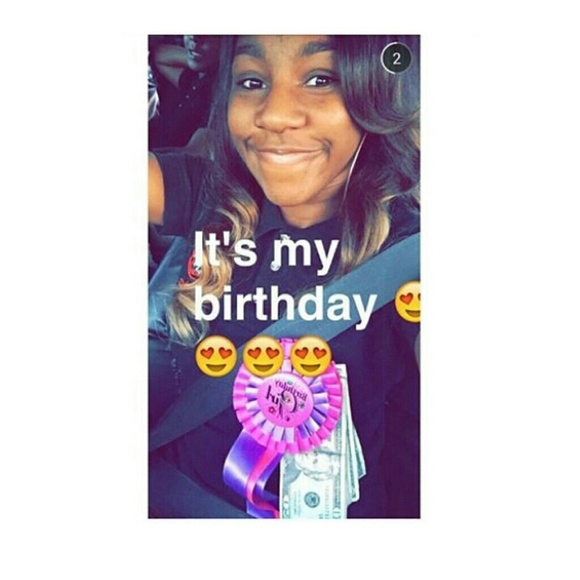 dericaarenee