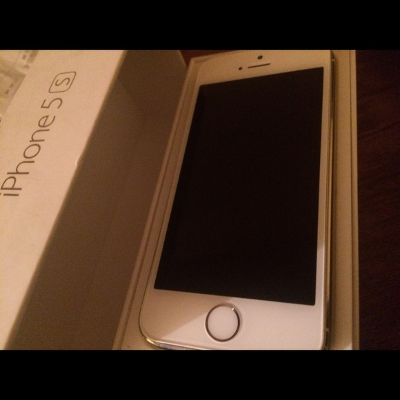 1090