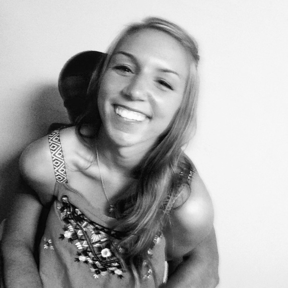 kelsienesbit