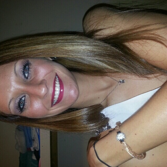 ambyyyy235