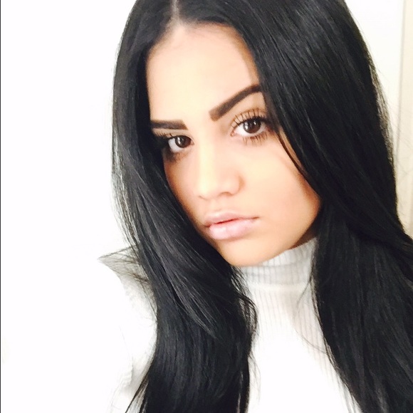 lola_ari