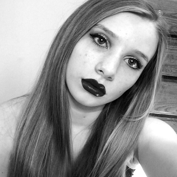 allie_sullivan_
