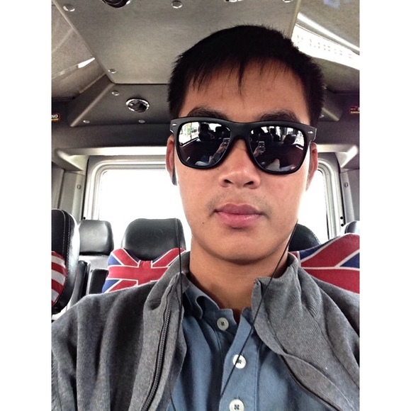 Poshmark profile picture for @lucas06