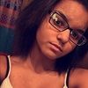 Sydney Dunn - @sydsyd14 - Poshmark
