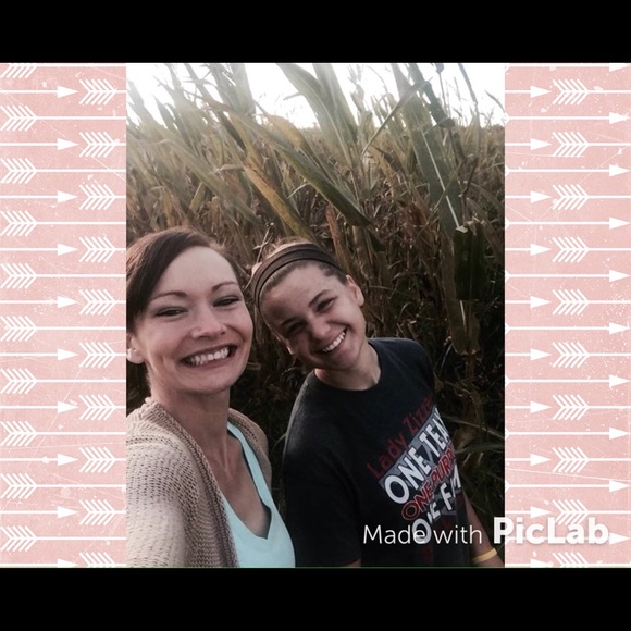 ashtonlaine
