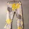 Yellow door house Jessmine mccoy - @yellowdoorhouse - Poshmark