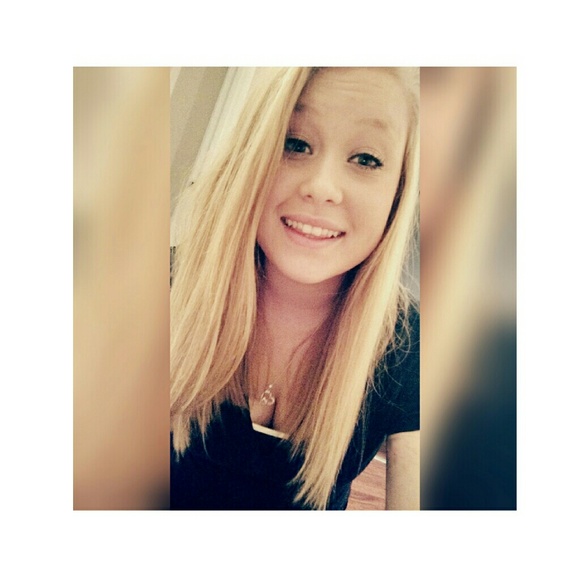 haille_noelle