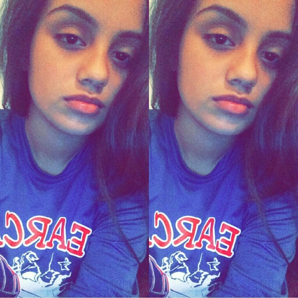 vickyy18
