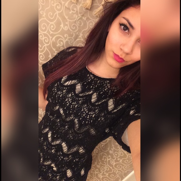 adrianna_vega