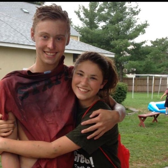 allysa_holzer