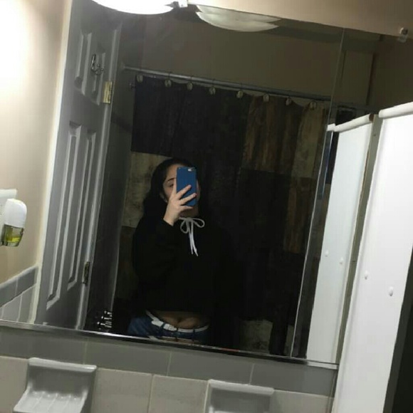 valerieeai_