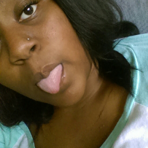 adri_hustless