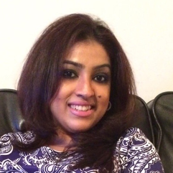 Poshmark profile picture for @mamnun