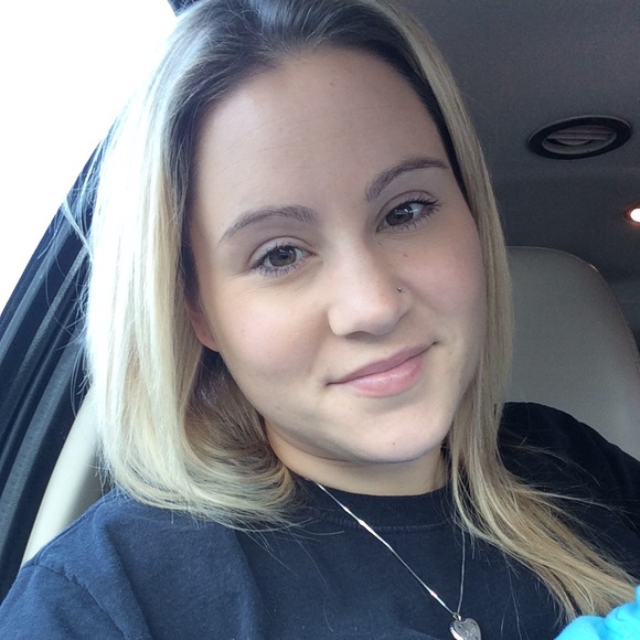 carlyjean810