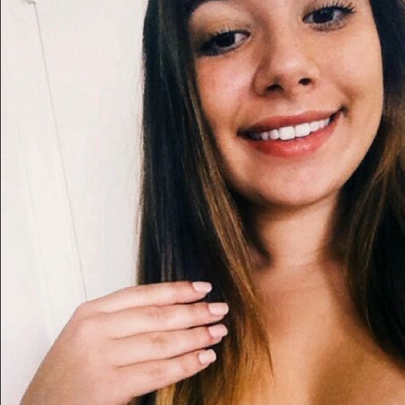 tatisantos1998