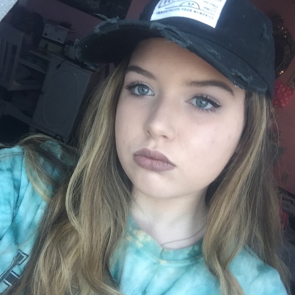 chloecolandrea
