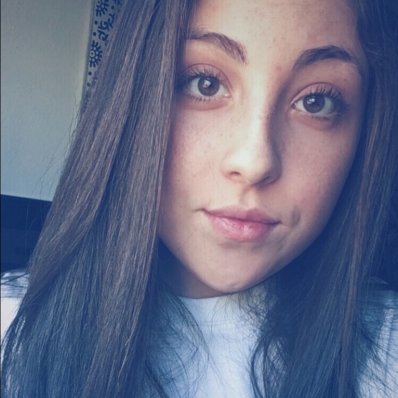 brooke21698