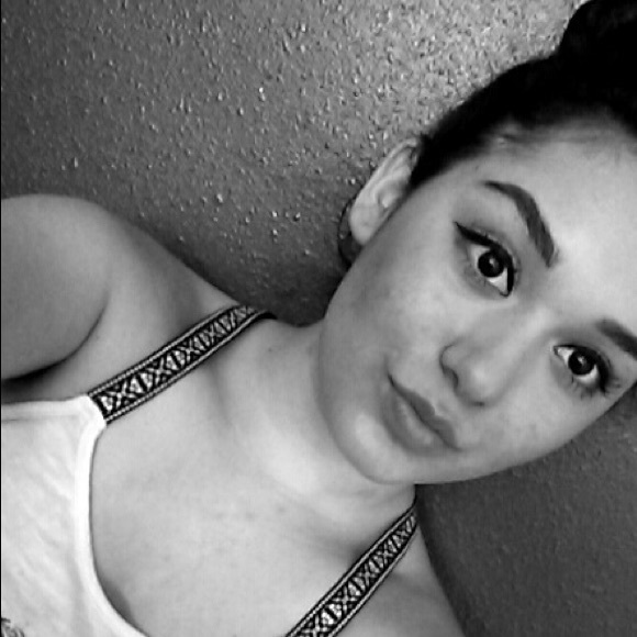 itzel_of