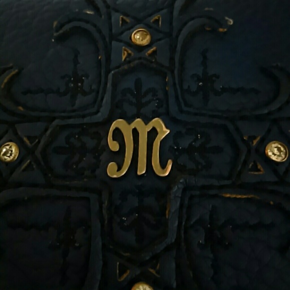 oneladyjmac1323