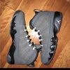 tiffanykicks