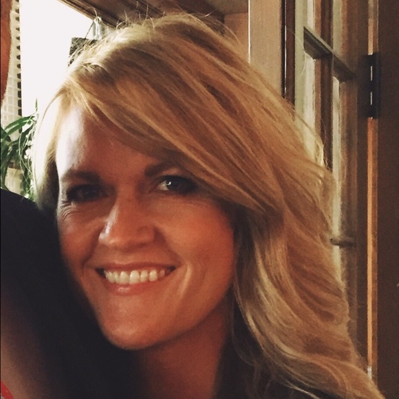 leslielindeberg