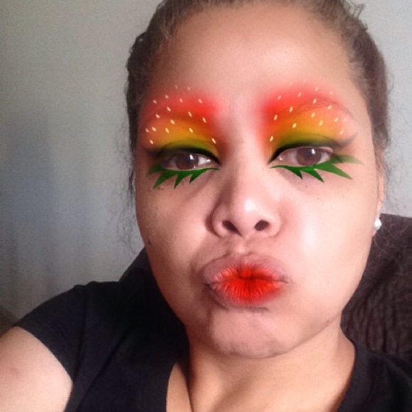 Poshmark profile picture for @ldap