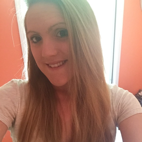 lauralove25