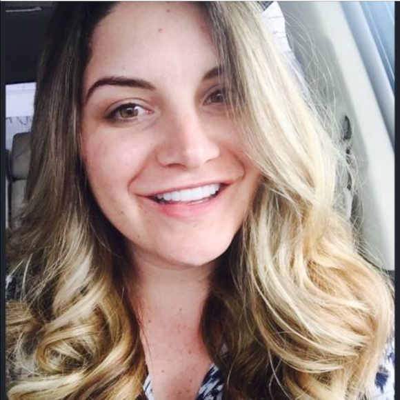 ashleyelaws
