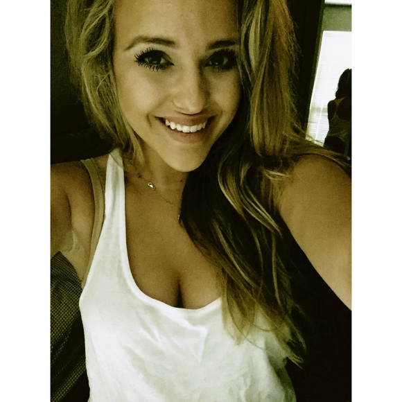 eliseadams95