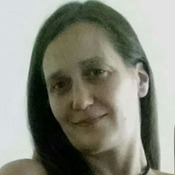 emilou77