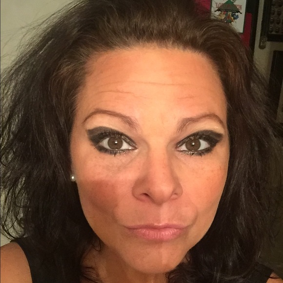stephanieledlow