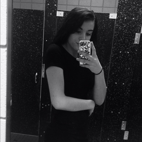 chloe_s21