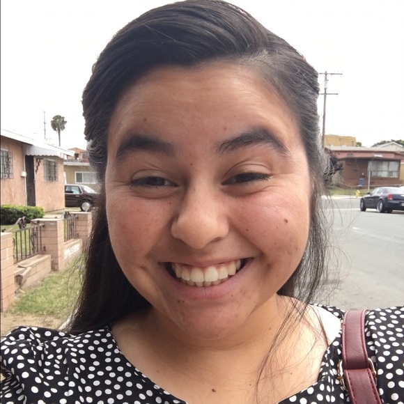 Poshmark profile picture for @meor