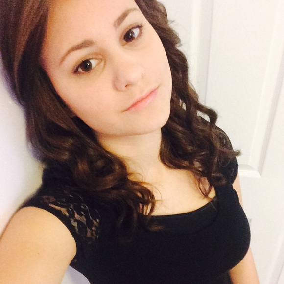 nellycherni