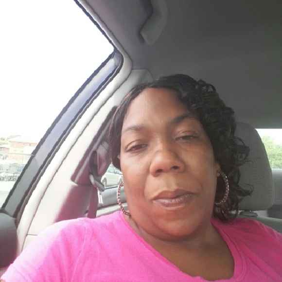 larissalittle