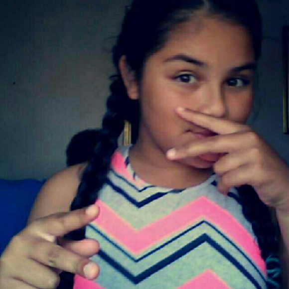 nicolelol12