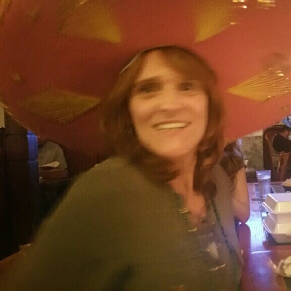 Poshmark profile picture for @imba
