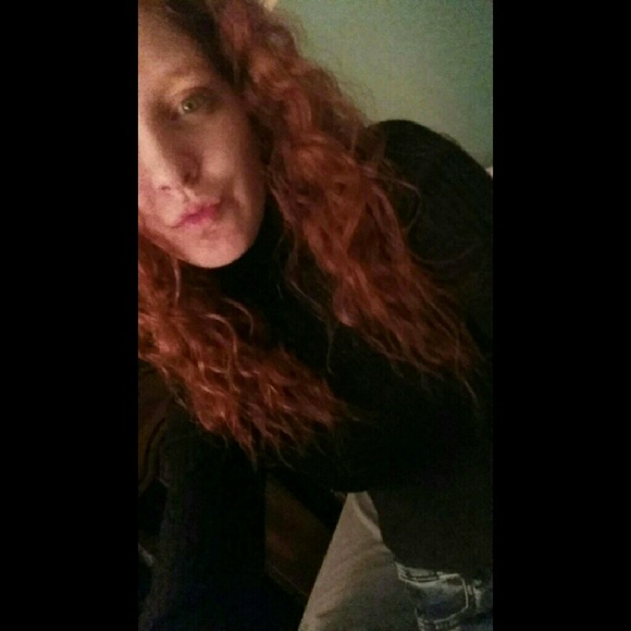 hailee_rae
